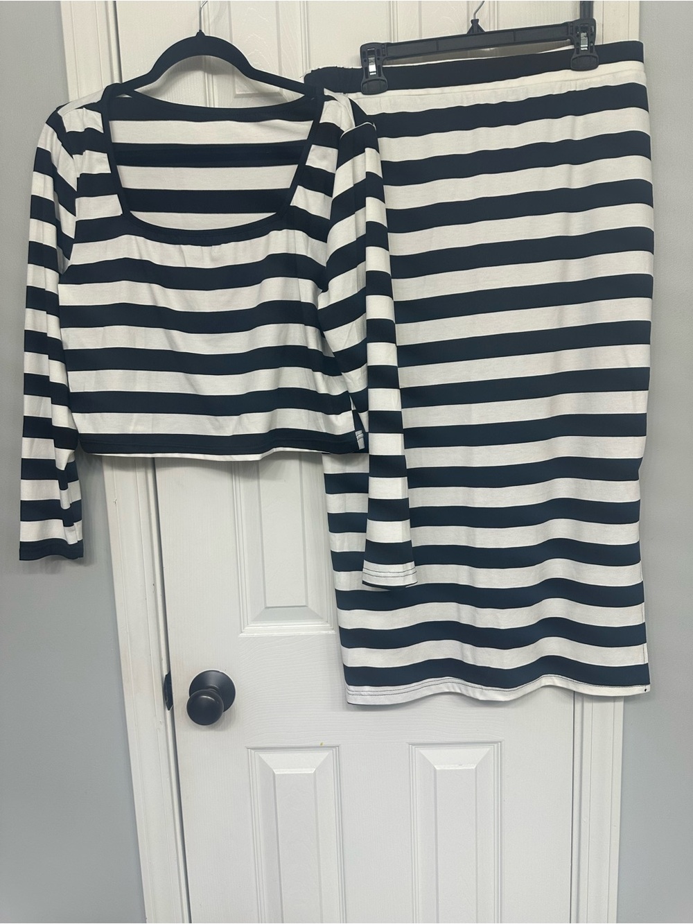 Striped Black and White Women's Crop Top and Skirt Set